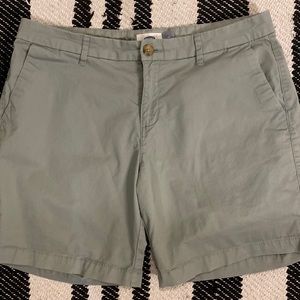 💙 Old Navy Chino Shorts Olive Green